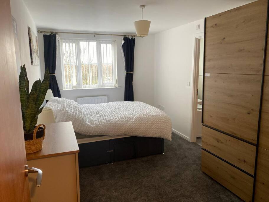 Lovely 2Nd Floor 2 Bed Flat Sleeps 4 Doncaster Exterior photo