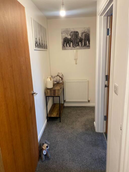Lovely 2Nd Floor 2 Bed Flat Sleeps 4 Doncaster Exterior photo