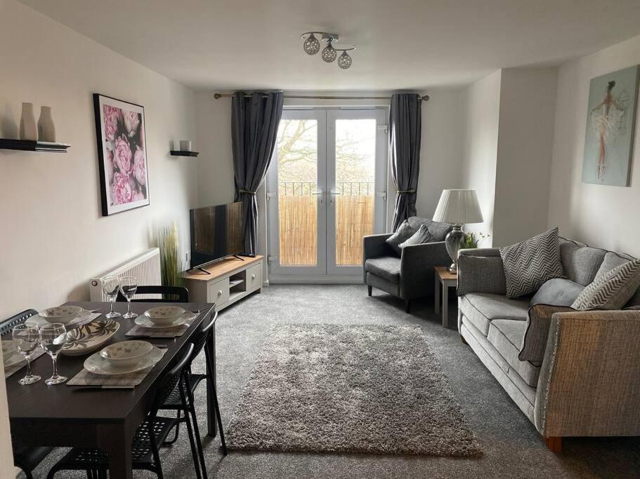 Lovely 2Nd Floor 2 Bed Flat Sleeps 4 Doncaster Exterior photo