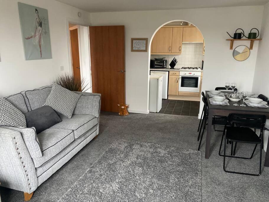 Lovely 2Nd Floor 2 Bed Flat Sleeps 4 Doncaster Exterior photo