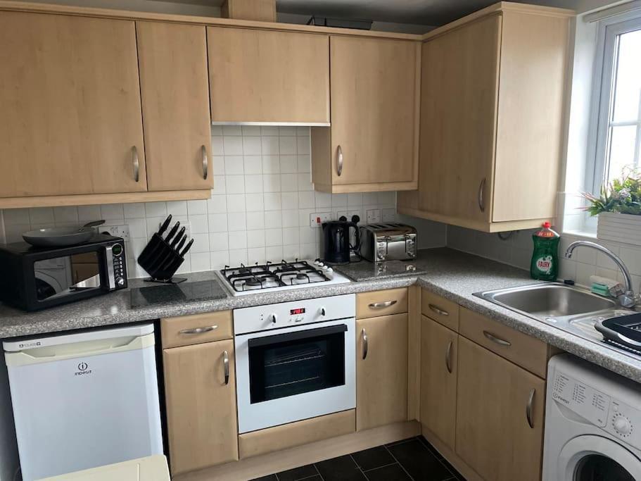 Lovely 2Nd Floor 2 Bed Flat Sleeps 4 Doncaster Exterior photo