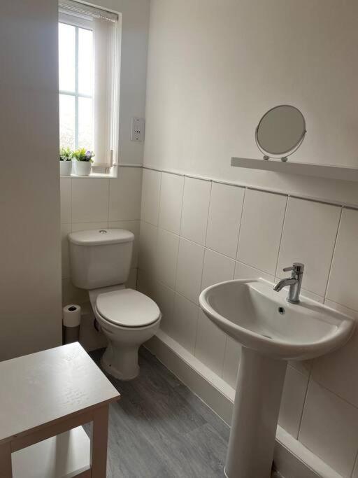 Lovely 2Nd Floor 2 Bed Flat Sleeps 4 Doncaster Exterior photo